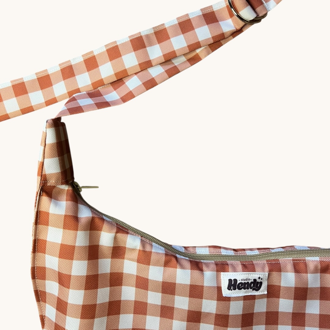 sac banane à carreaux orange